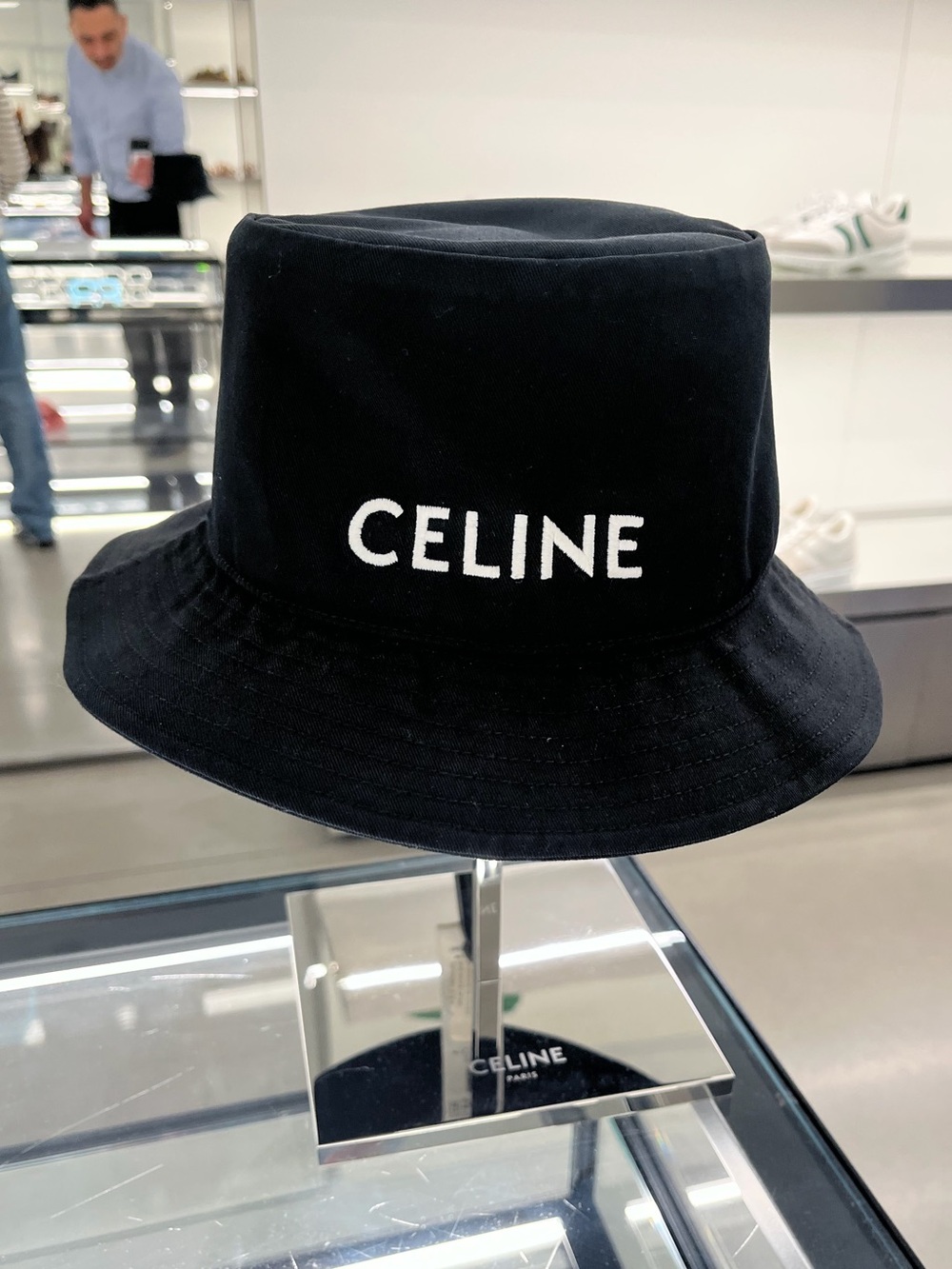 Celine bucket hat Women- size M - NEW WITH TAG